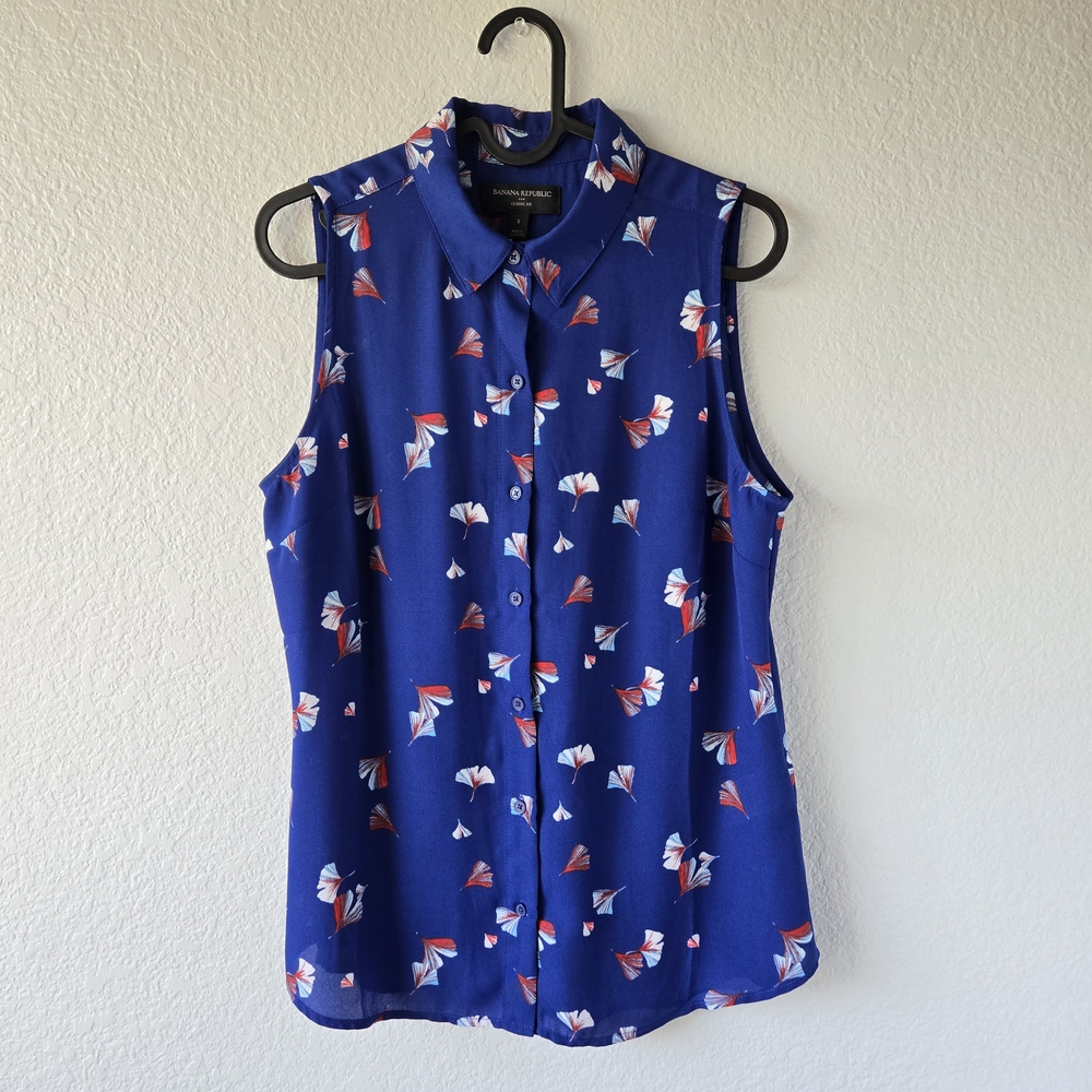 Banana Republic Blue Sleeveless Button Down Blouse with Red Florals - Picture 2 of 6